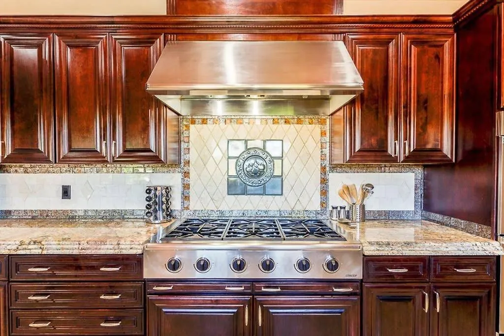 Estate Resort Style Oasis 6Bdrm, 5.5 Bath Heated Pool With Misters Scottsdale 0*,