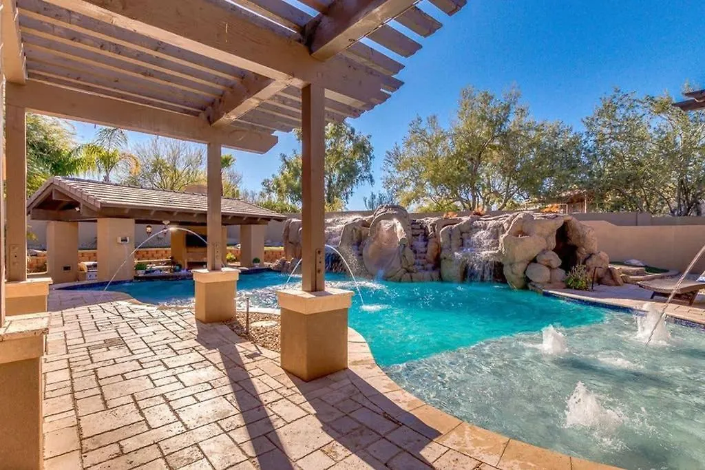 Villa Estate Resort Style Oasis 6Bdrm, 5.5 Bath Heated Pool With Misters Scottsdale